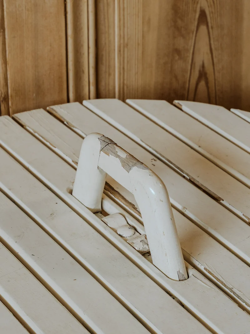 Léonie, la table basse en bois blanc N°1028