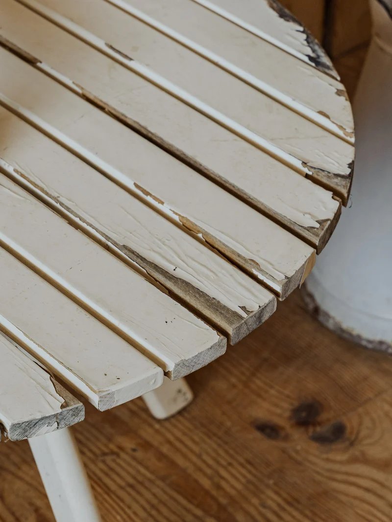 Léonie, la table basse en bois blanc N°1028