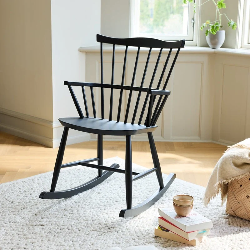 Rocking Chair - J52G