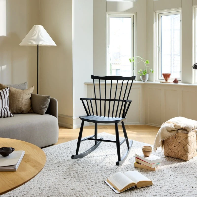 Rocking Chair - J52G