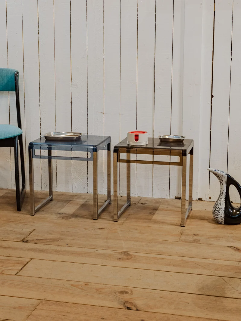 Maïa, la paire de tables de chevet en plastique N°1514