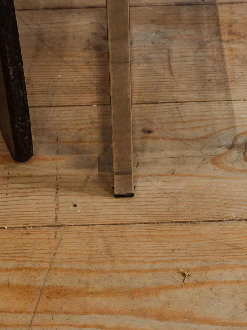 Maïa, la paire de tables de chevet en plastique N°1514