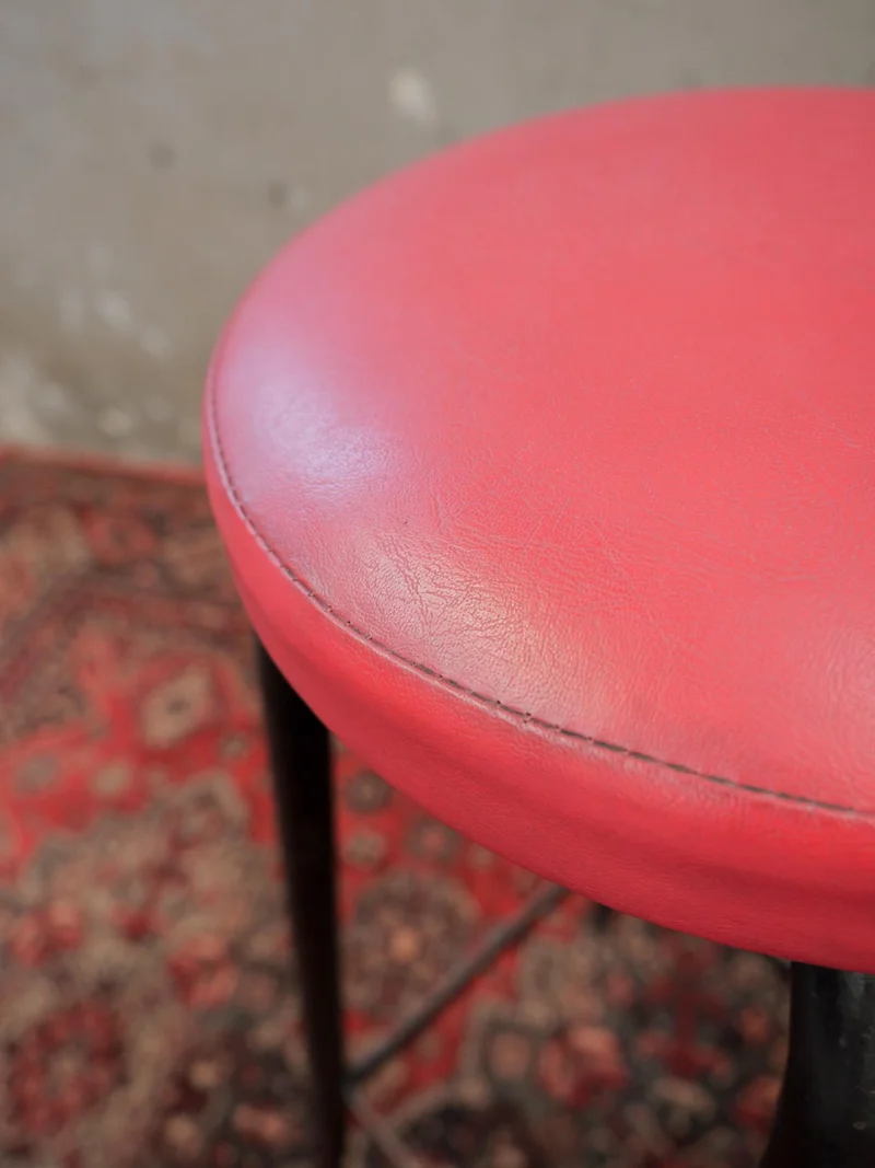 Pierre, le lot de 3 tabourets de bar N°686