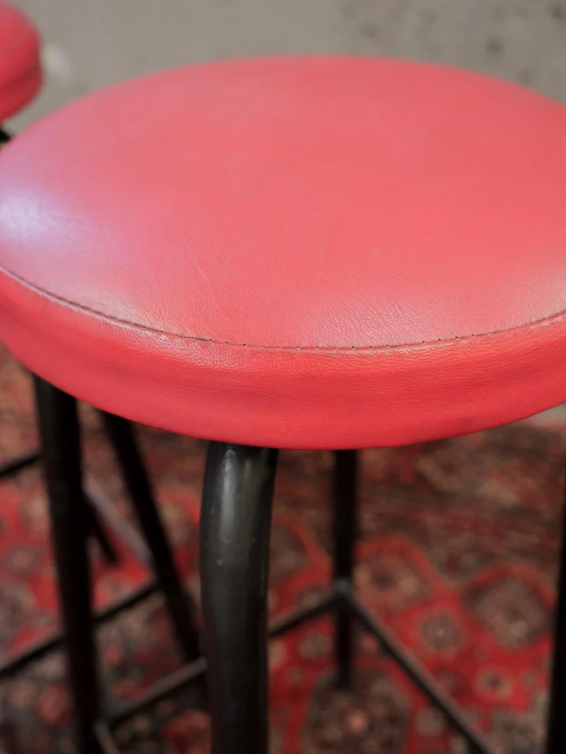 Pierre, le lot de 3 tabourets de bar N°686