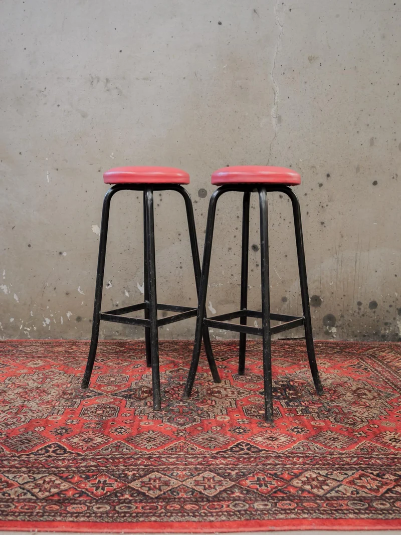 Pierre, le lot de 3 tabourets de bar N°686