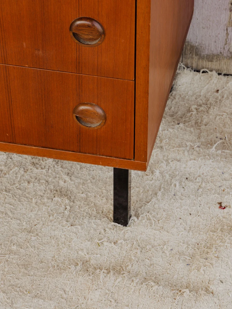 Olga, la commode en teck N°675