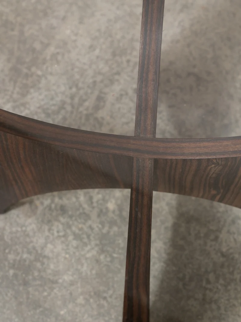 Donna, la table basse en verre et palissandre N°1070