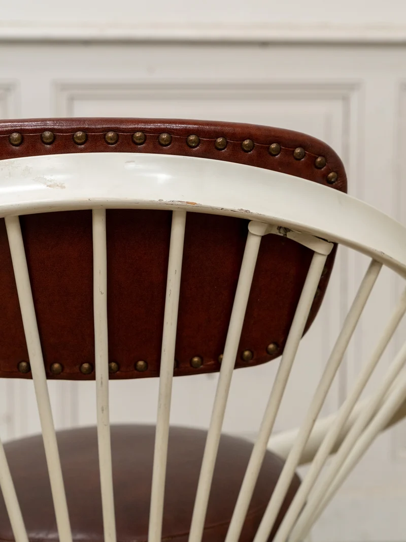 Jakob, le fauteuil circle en cuir par Yngve Ekström N°1293