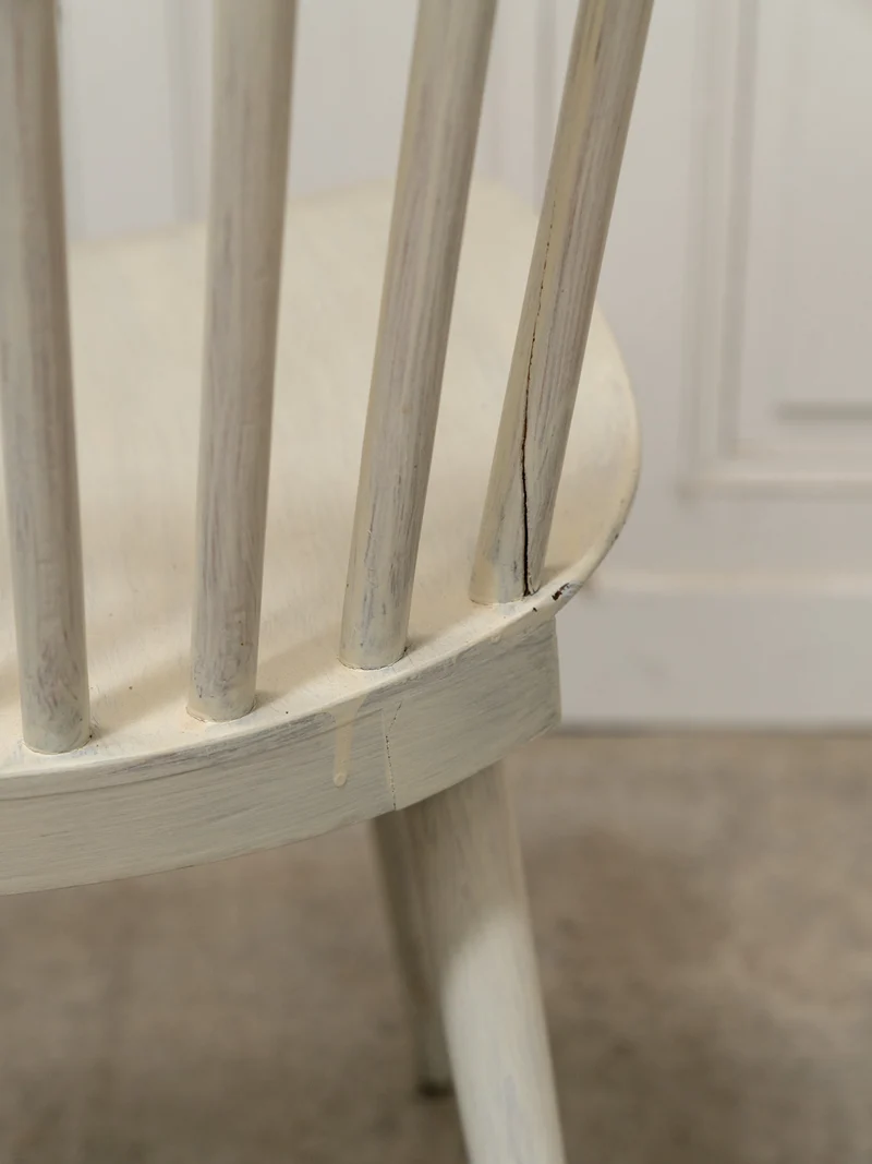 Claude, le lot de six chaises Baumann blanc crème N°1391