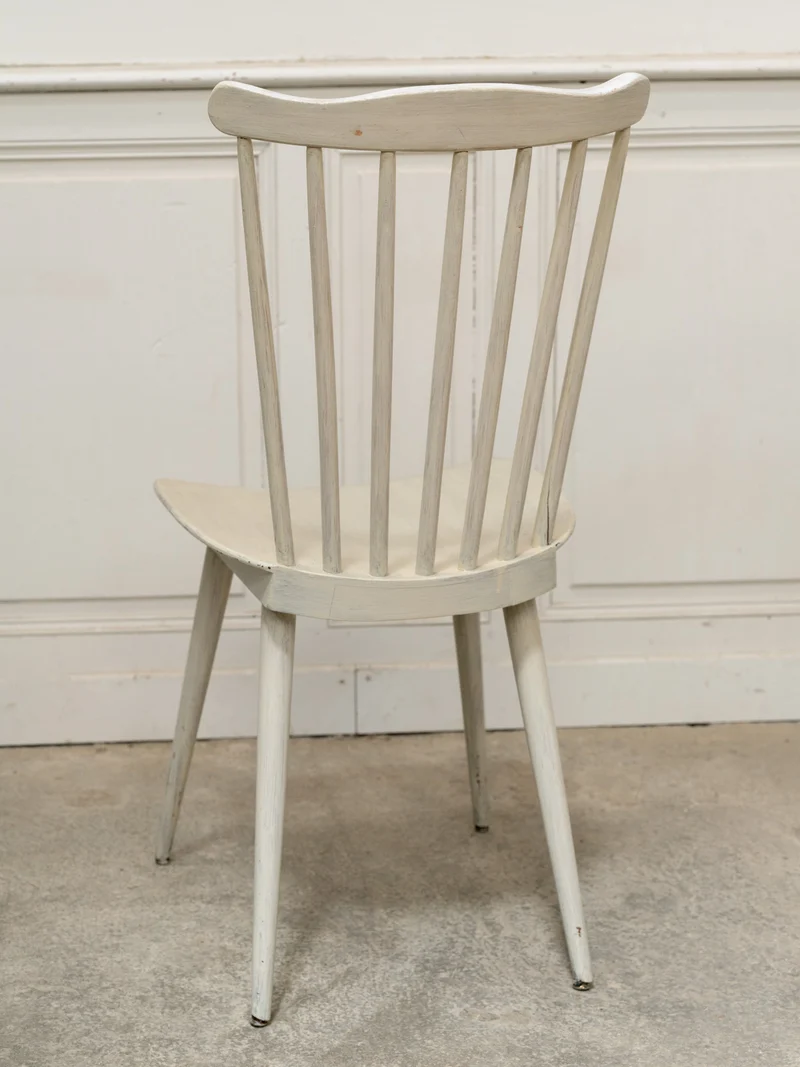 Claude, le lot de six chaises Baumann blanc crème N°1391