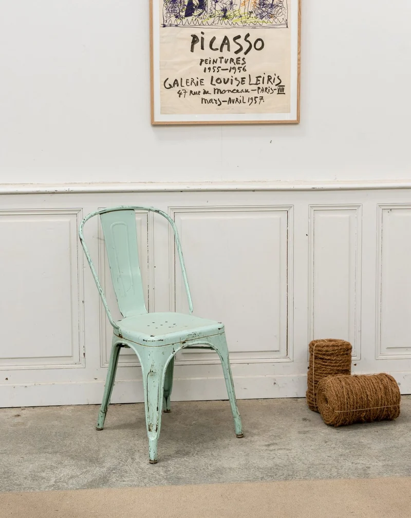 Alma, la chaise Tolix en métal vert menthe N°1699