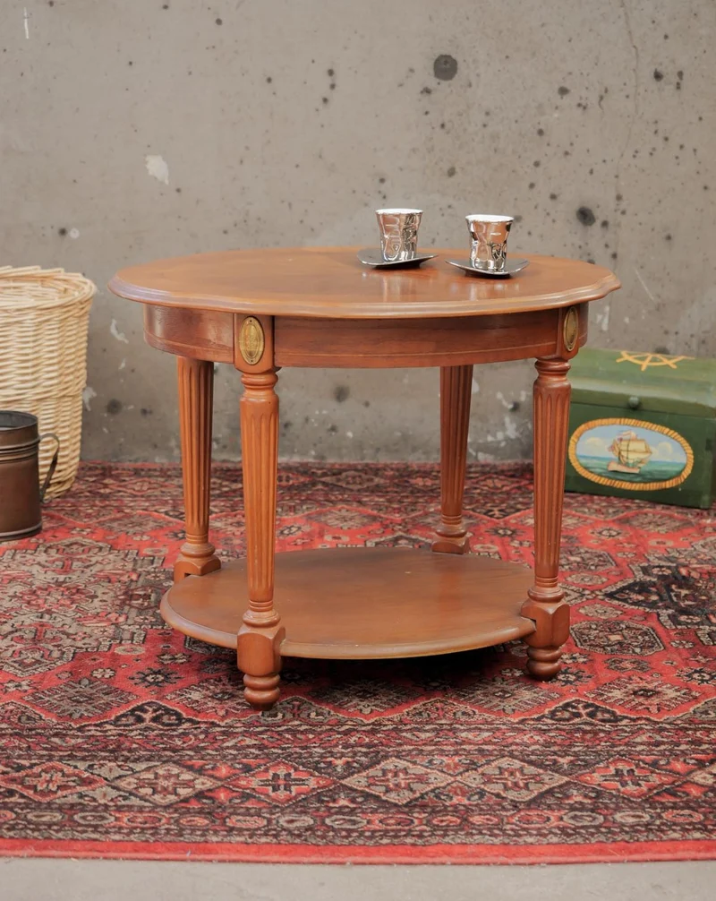 Léonie, la table basse ovale en bois N°1052