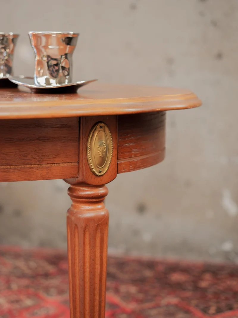 Léonie, la table basse ovale en bois N°1052