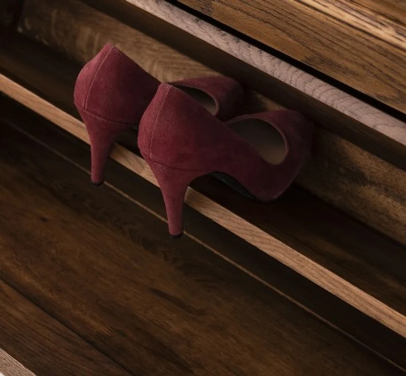 Casa Padrino Schuhschrank im Landhausstil mit 2 Türen und 2 Schubladen, 103 x 35 x 105 cm