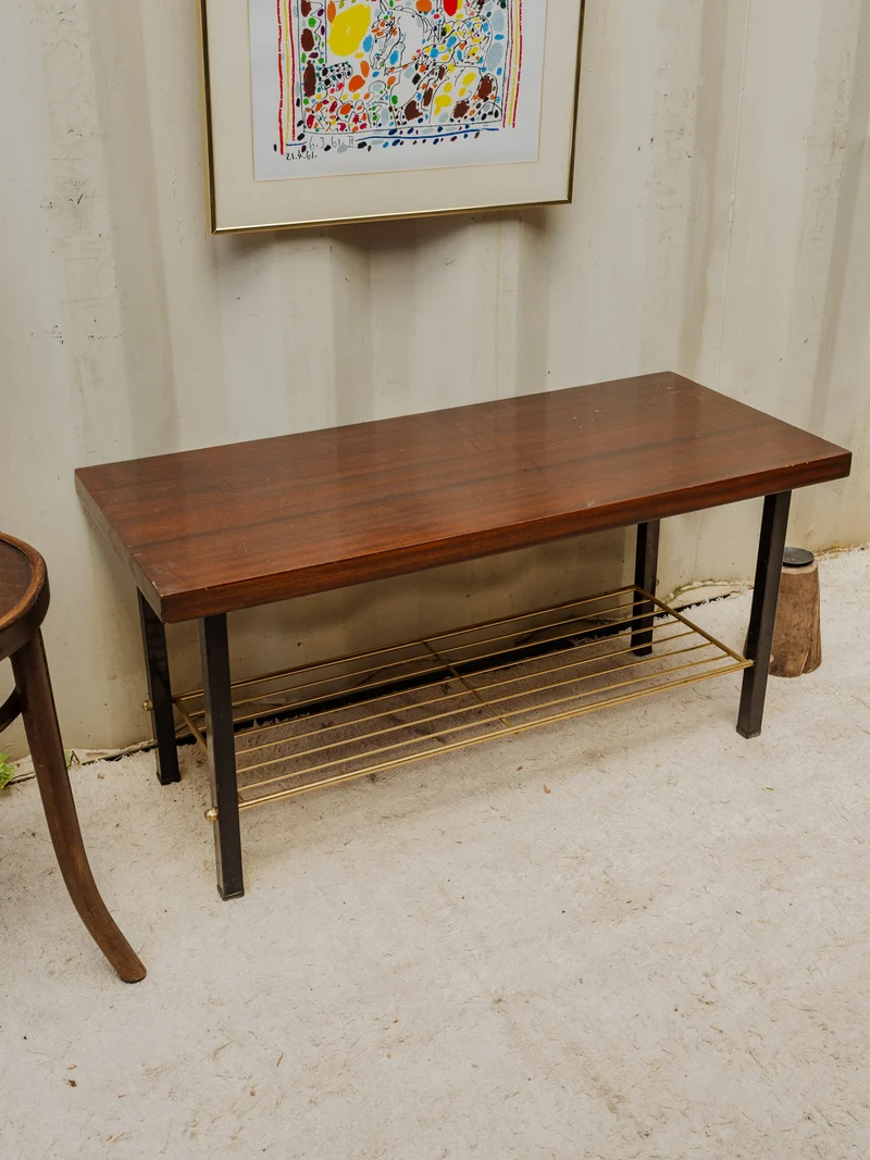 Donna, la table basse en bois et métal N°1063