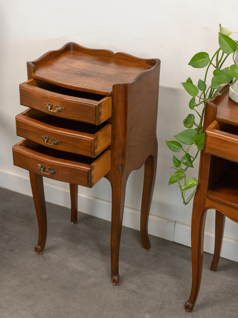 Odile, la paire de chevets en bois style Louis XV N°1438