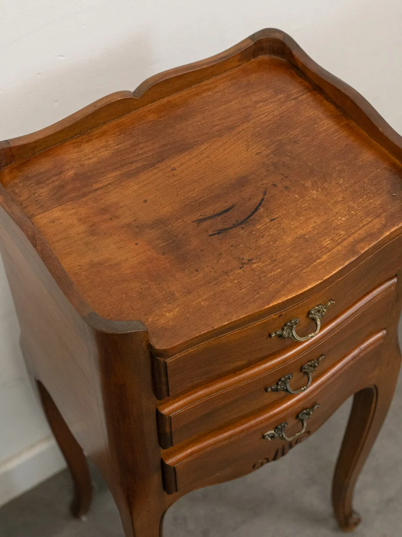 Odile, la paire de chevets en bois style Louis XV N°1438