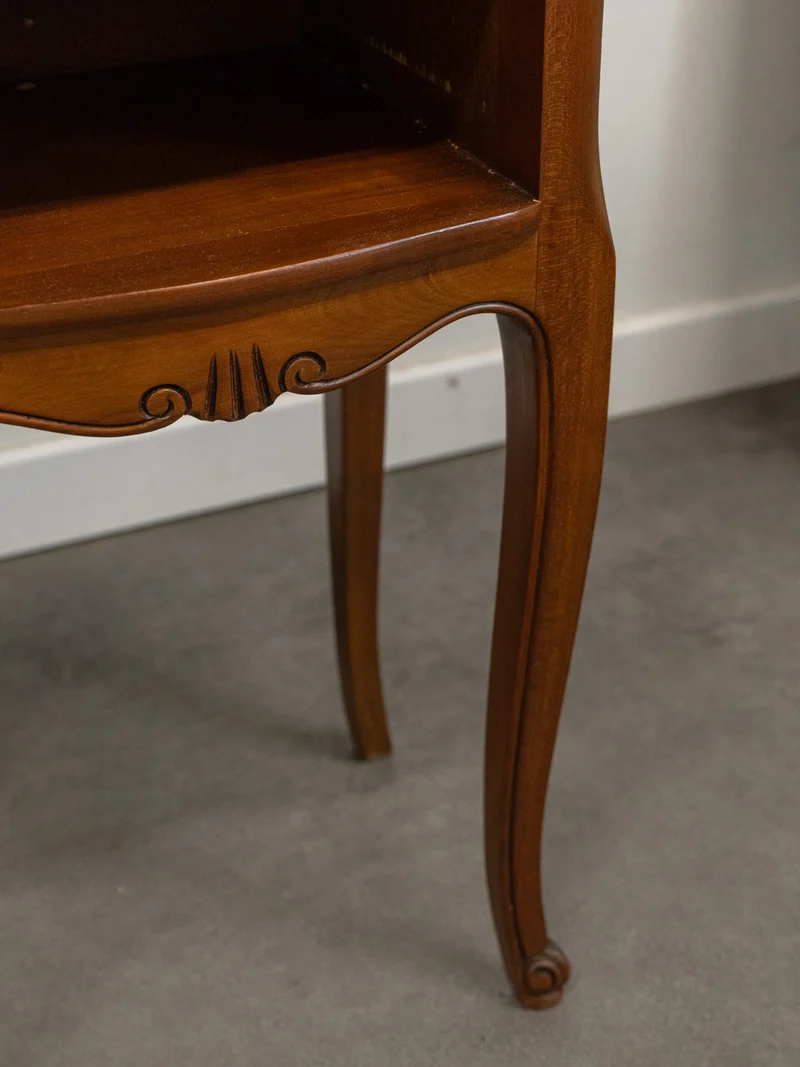 Odile, la paire de chevets en bois style Louis XV N°1438