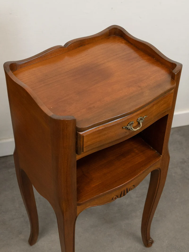 Odile, la paire de chevets en bois style Louis XV N°1438