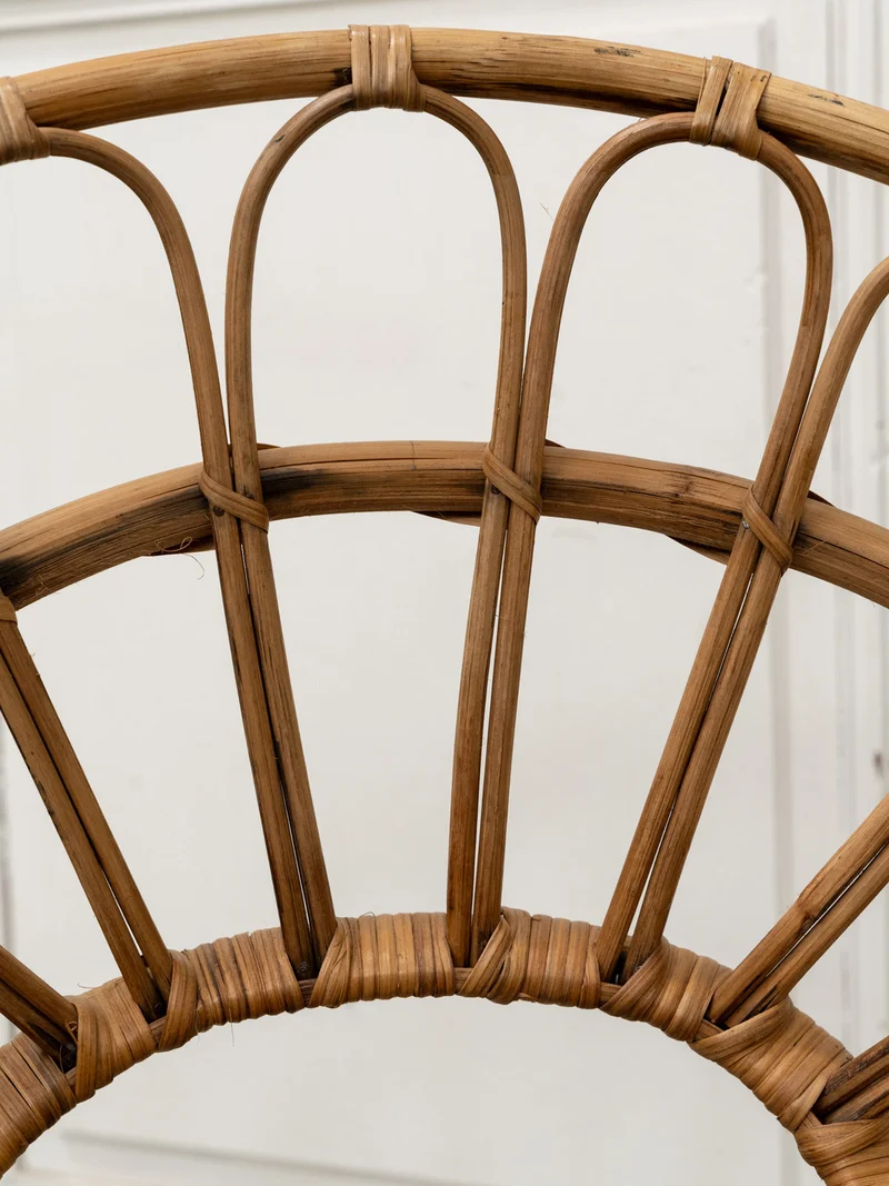 Marcus, le fauteuil pour enfant en rotin et métal N°328