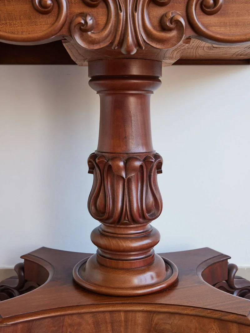 Billie, la table de jeux en bois N°11