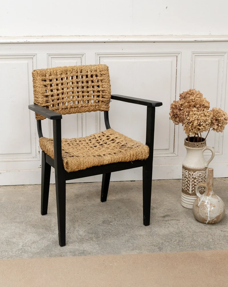 Ernest, le fauteuil Audoux Minet en hêtre et corde tressée N°1053