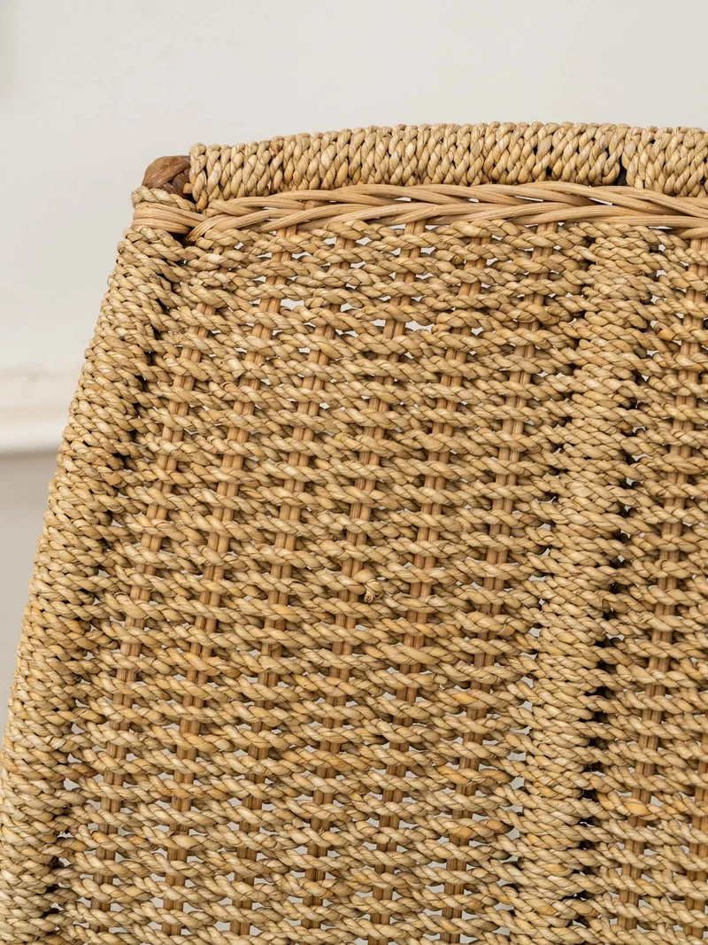 Ernest, le fauteuil sculptural en corde N°1052