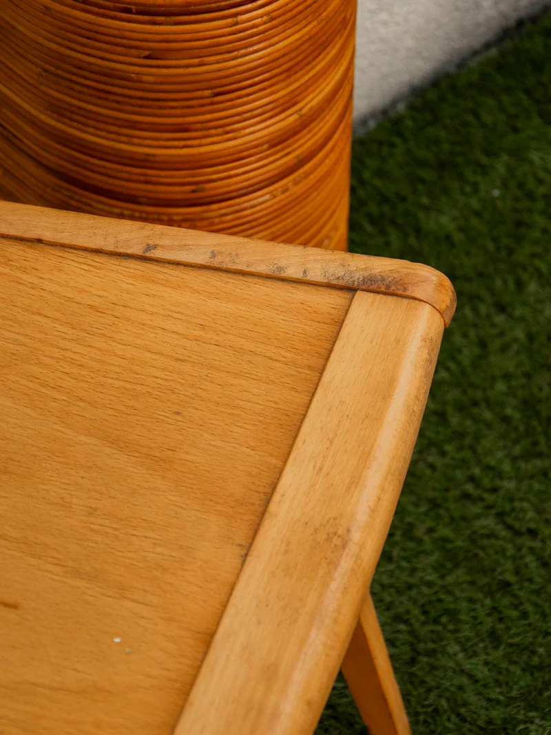 Alma, la chaise en bois clair aux lignes modernes N°1642