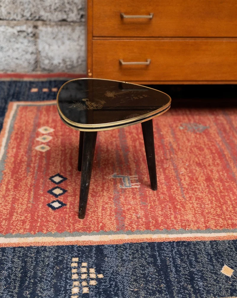 Francine, la table d'appoint aux inspirations japonaises N°1049