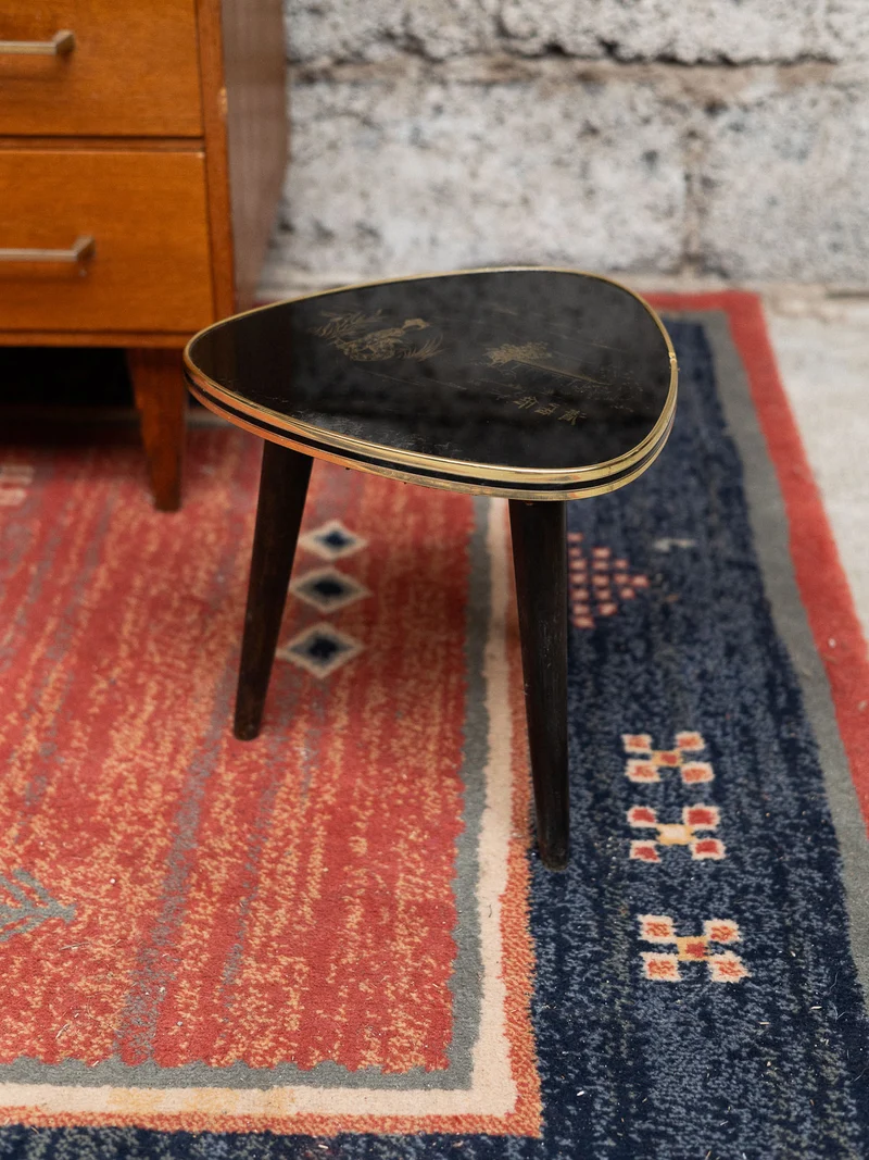Francine, la table d'appoint aux inspirations japonaises N°1049