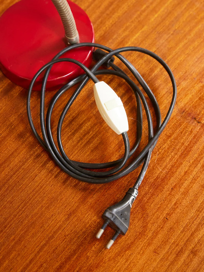 Julia, la lampe à poser vintage N°948