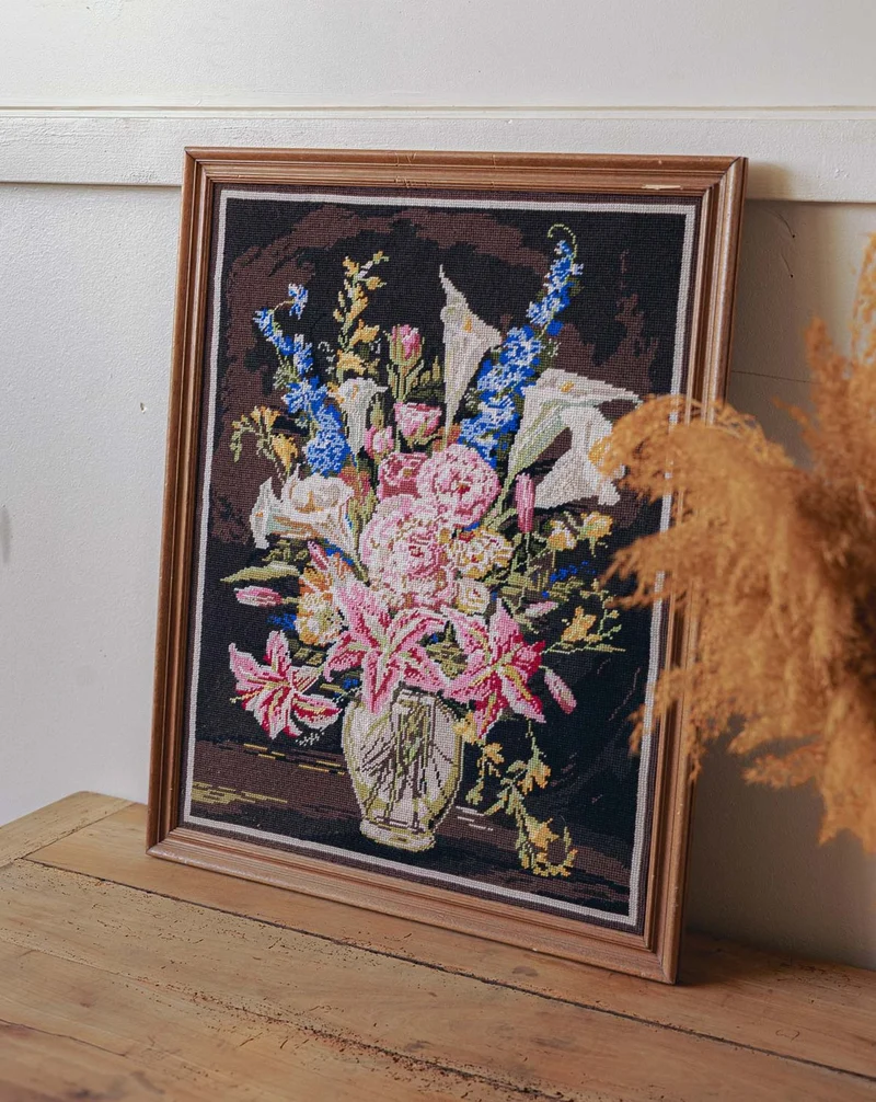 Nina, la toile en crochet au motif floral N°404