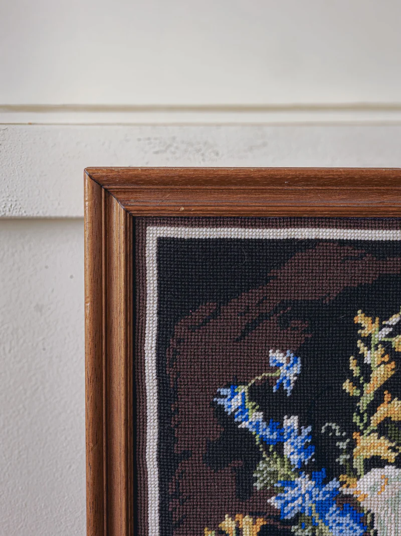 Nina, la toile en crochet au motif floral N°404