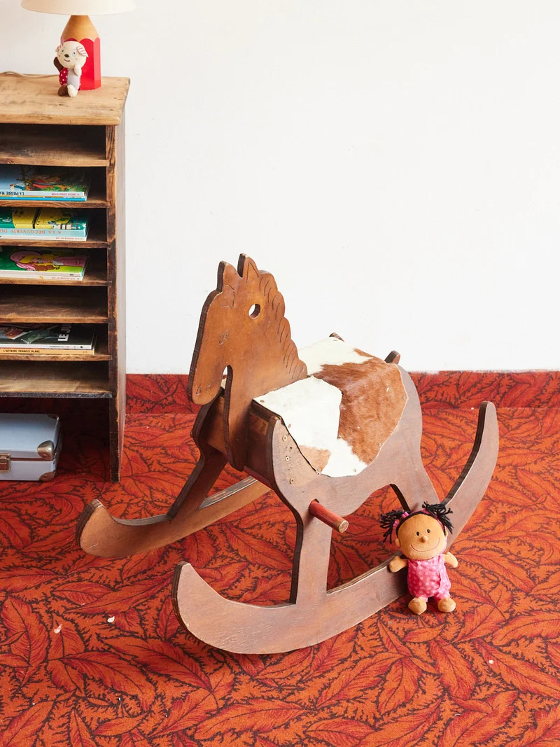 Alix, le cheval en bois N°1080