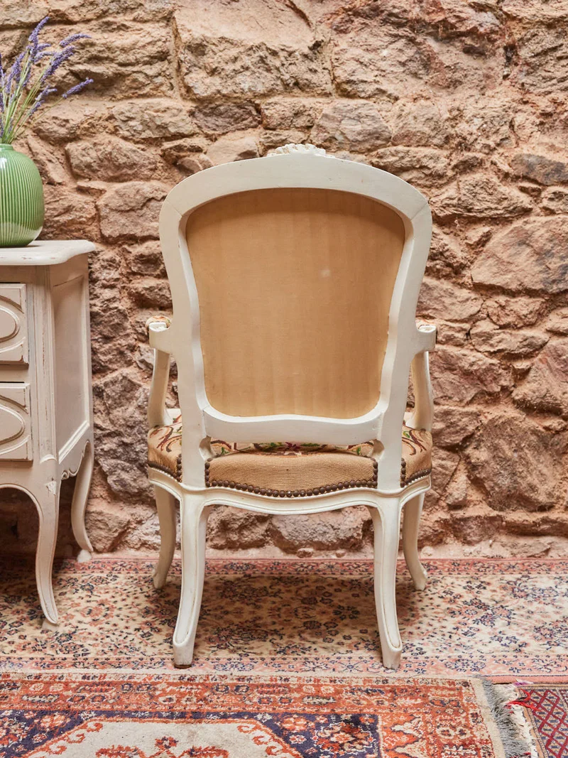 Ernest, le fauteuil cabriolet en bois N°1022