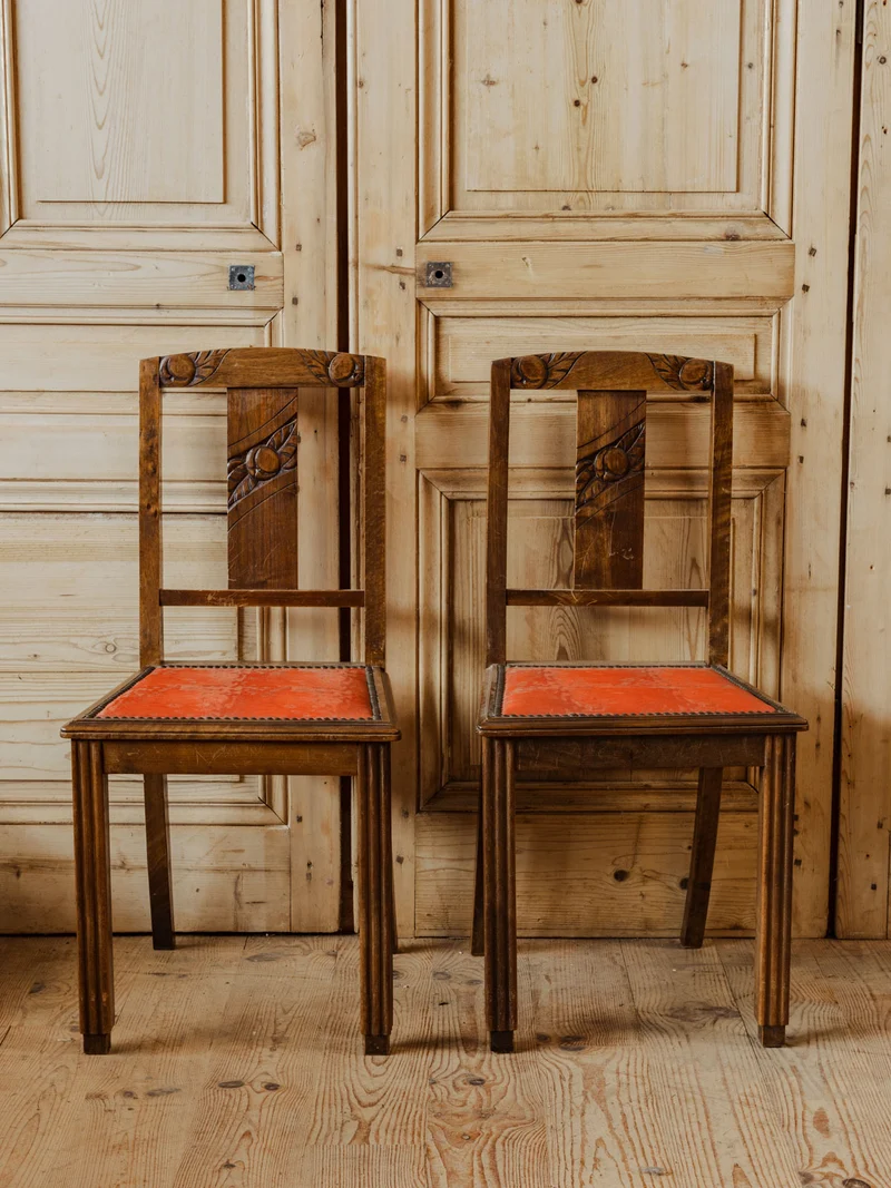 Claude, le lot de 6 chaises en bois et velours rouge N°1352