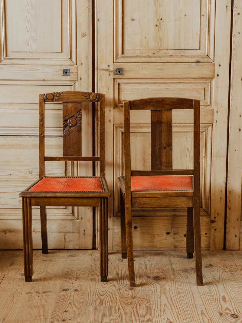 Claude, le lot de 6 chaises en bois et velours rouge N°1352