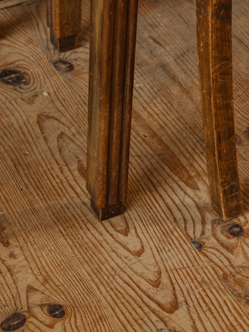 Claude, le lot de 6 chaises en bois et velours rouge N°1352