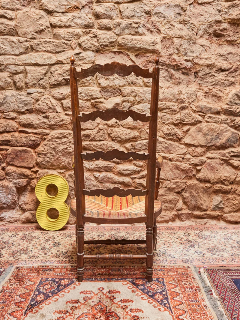 Ernest, le fauteuil en bois N°1021