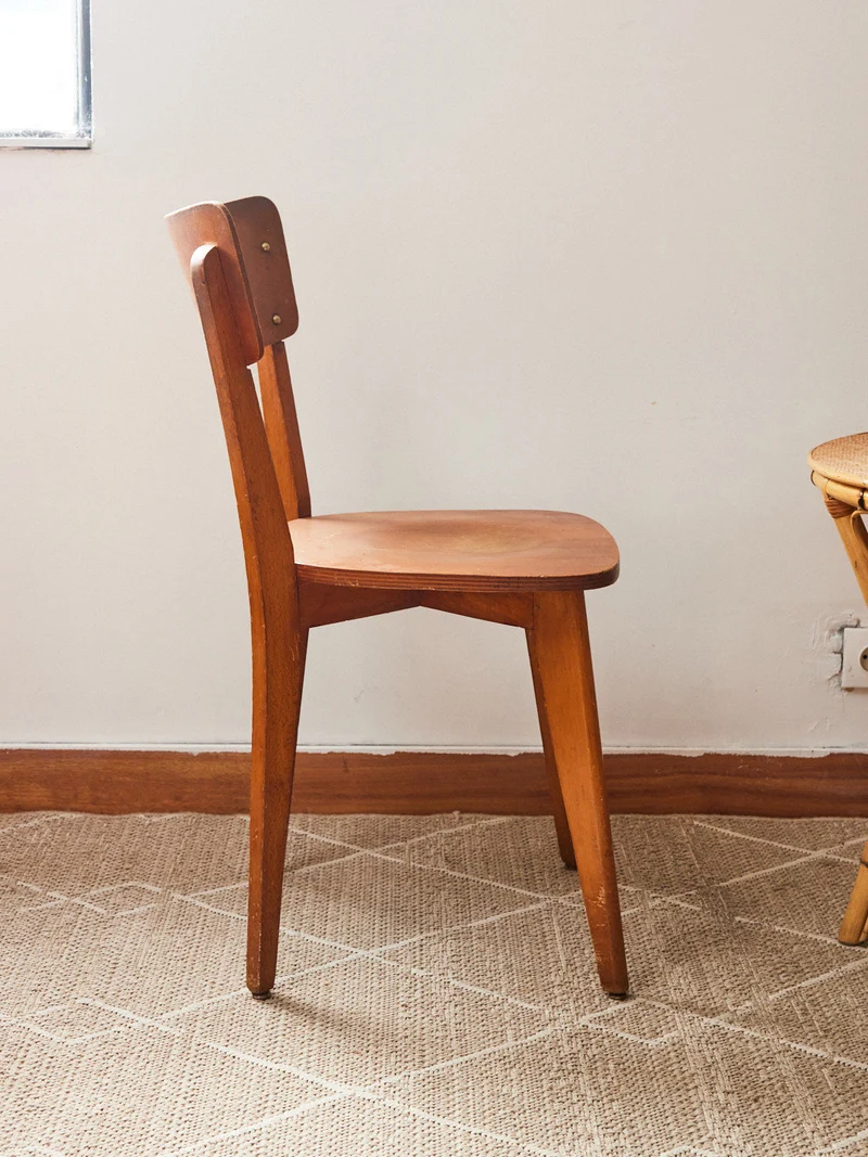 Claude, la paire de chaises bistrot en bois N°1339