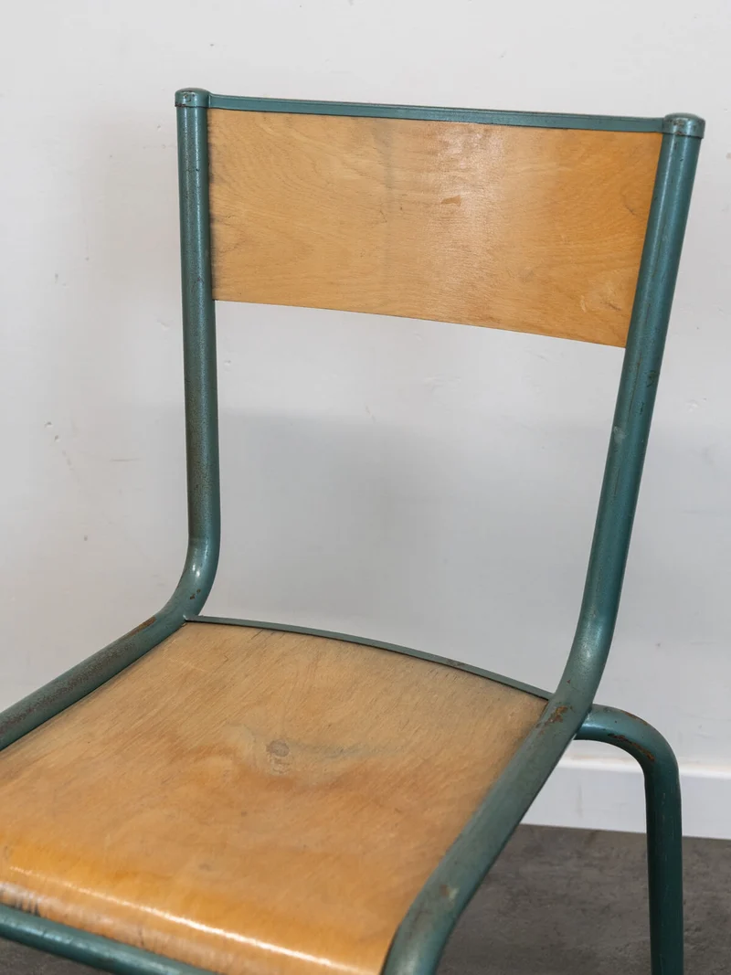 Claude, le lot de 6 chaises d'école N°1366