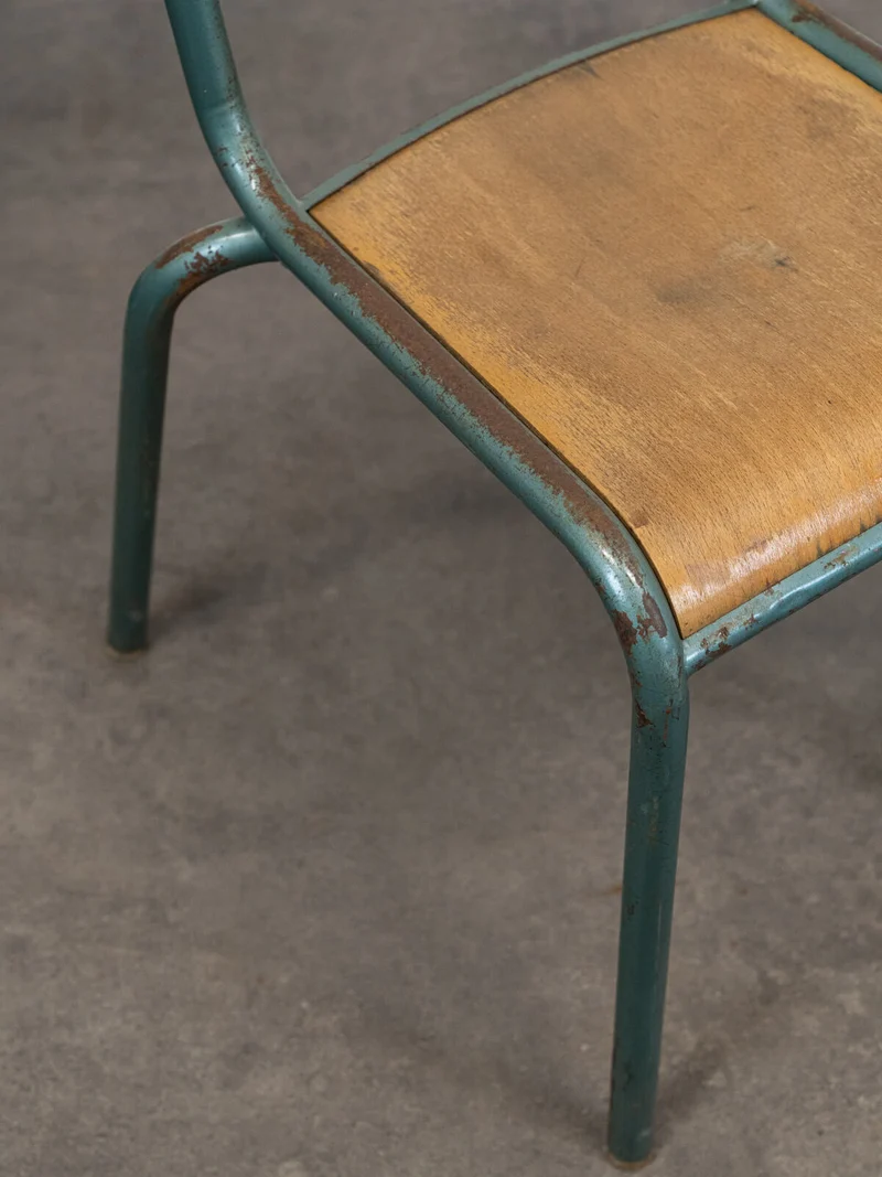 Claude, le lot de 6 chaises d'école N°1366