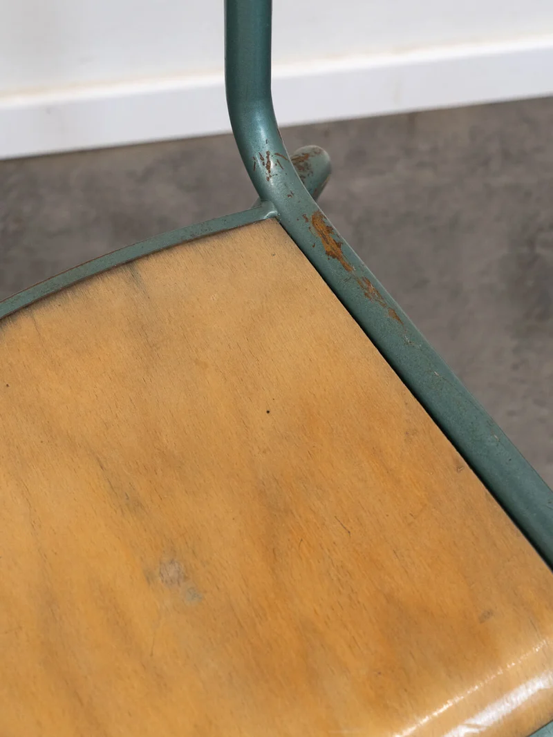 Claude, le lot de 6 chaises d'école N°1366