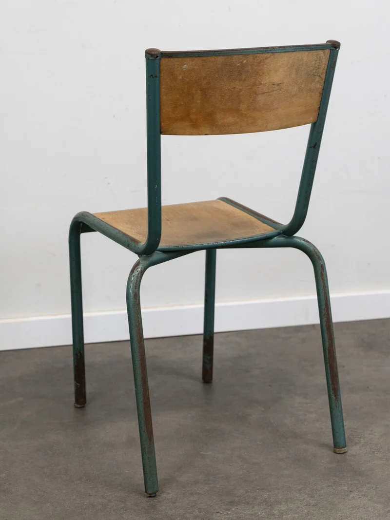Claude, le lot de 6 chaises d'école N°1366