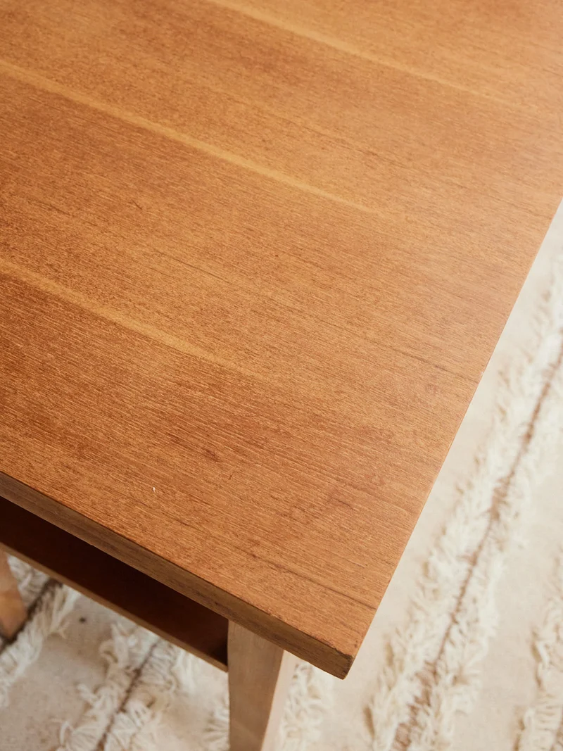 Francine, la table d'appoint en bois N°1024
