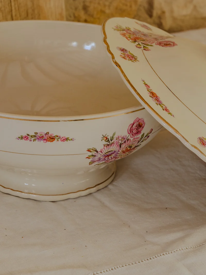 Nestor, la soupière en porcelaine N°670