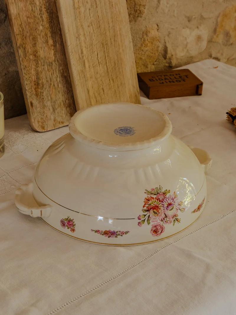Nestor, la soupière en porcelaine N°670