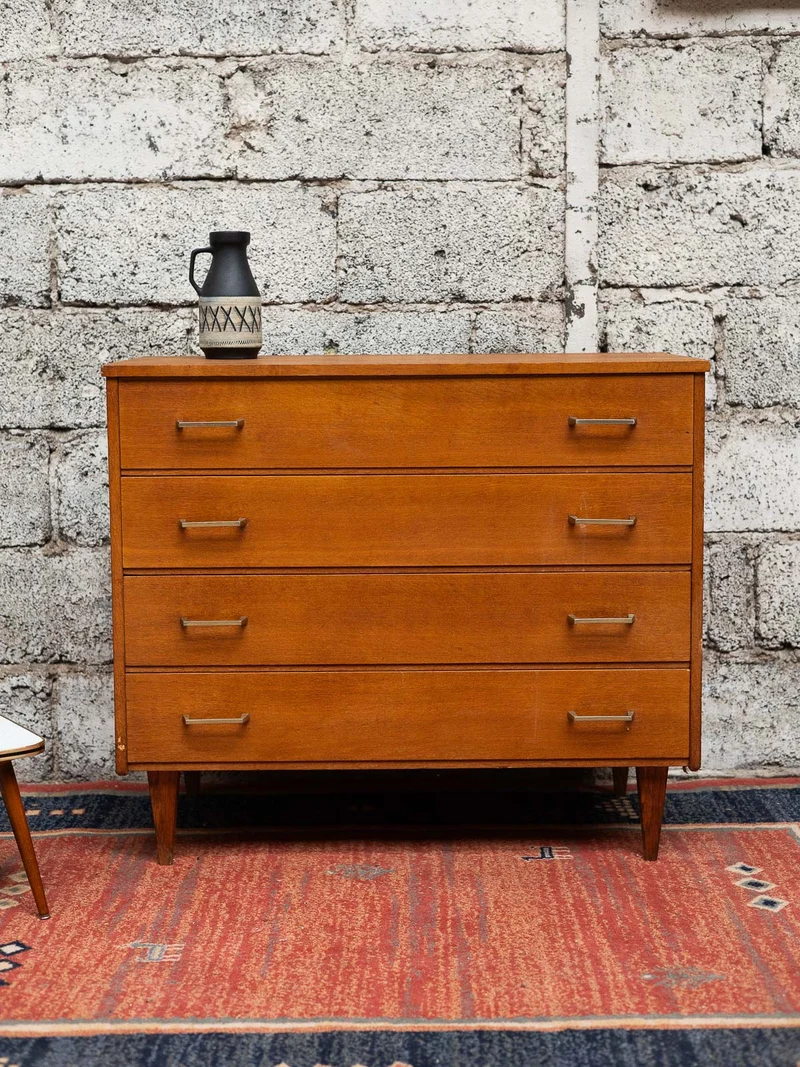 Olga, la jolie commode scandinave N°669