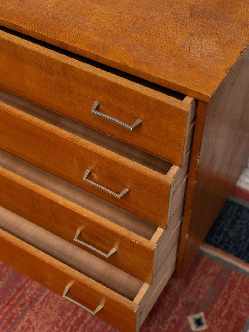 Olga, la jolie commode scandinave N°669