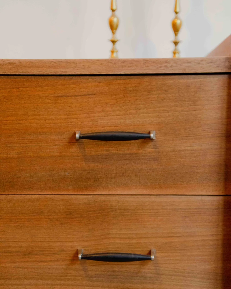 Olga, la commode en bois N°664